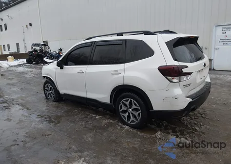 2019 Subaru Forester Premium z USA, uszkodzony, nr VIN JF2SKAGC5KH480695